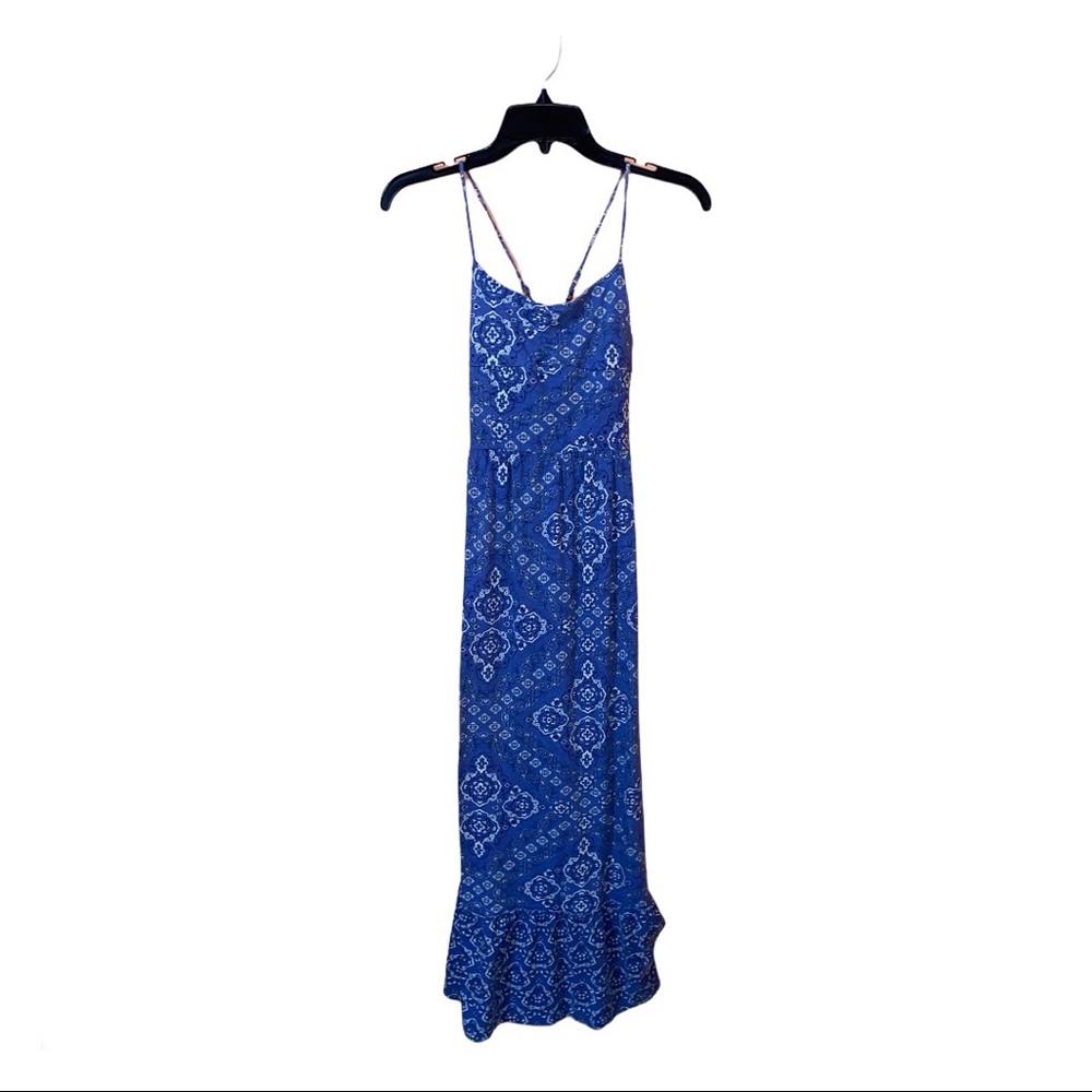 beautiful blue dress!!